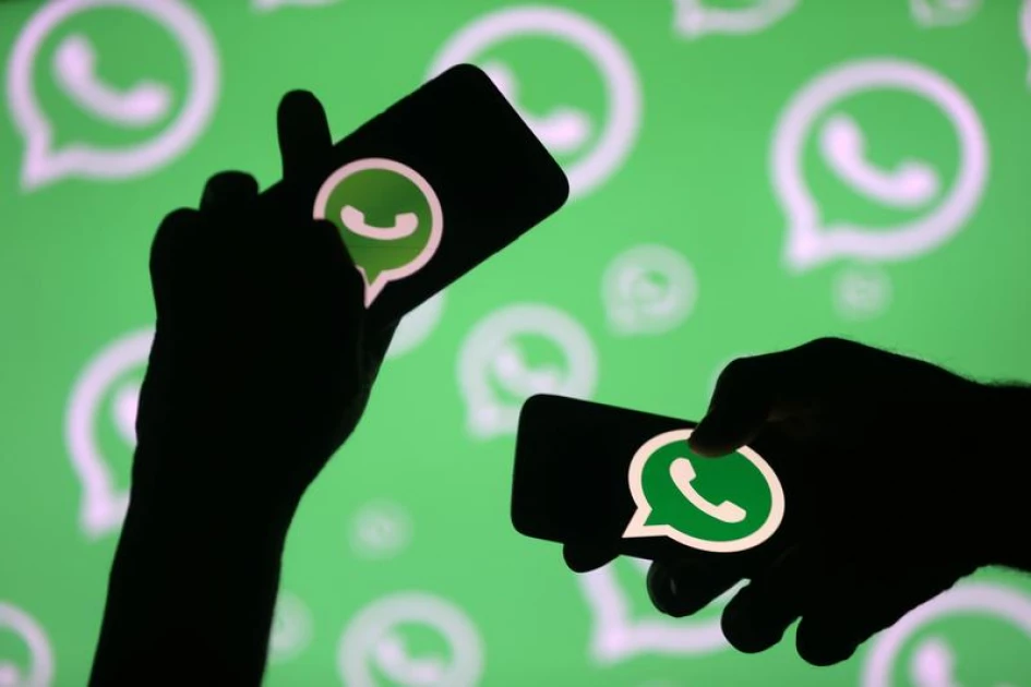 WhatsApp is rolling out voice chat for larger groups