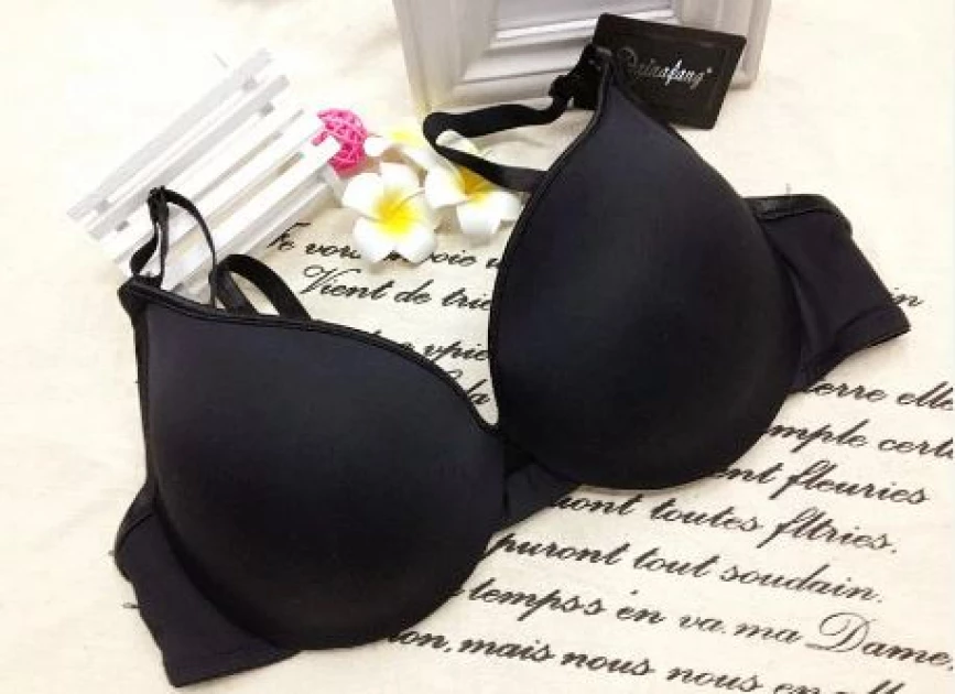 A professional bra could reduce pain experienced by women with large breasts,  research shows