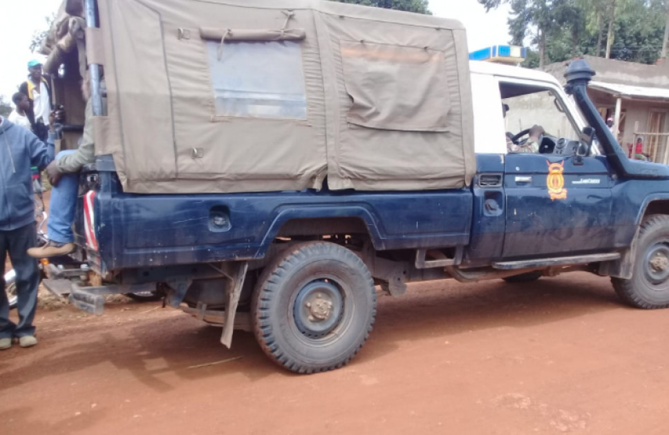 Man wakes up to dead woman after night of merry-making in Nyamira
