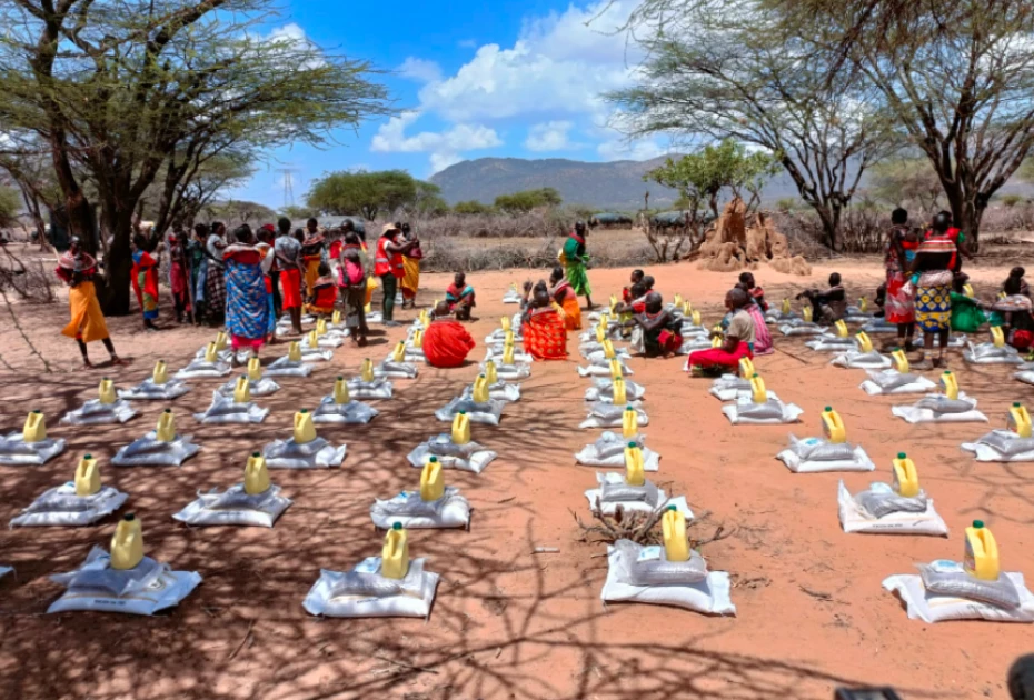 Kenya Red Cross distributes relief food to hunger-stricken families in Samburu