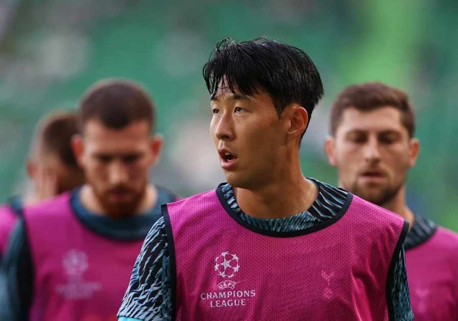 Tottenham star Son named in South Korea squad despite injury