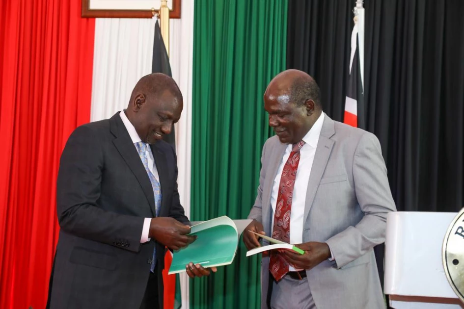 Chebukati hands over exit report to President Ruto as he leaves office