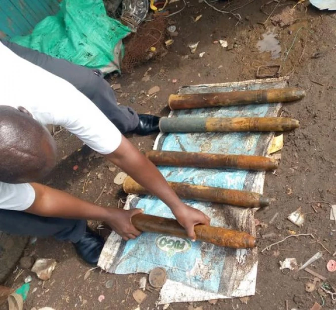 Homa Bay: Alarm as fishermen discover 6 motor bombs during expedition
