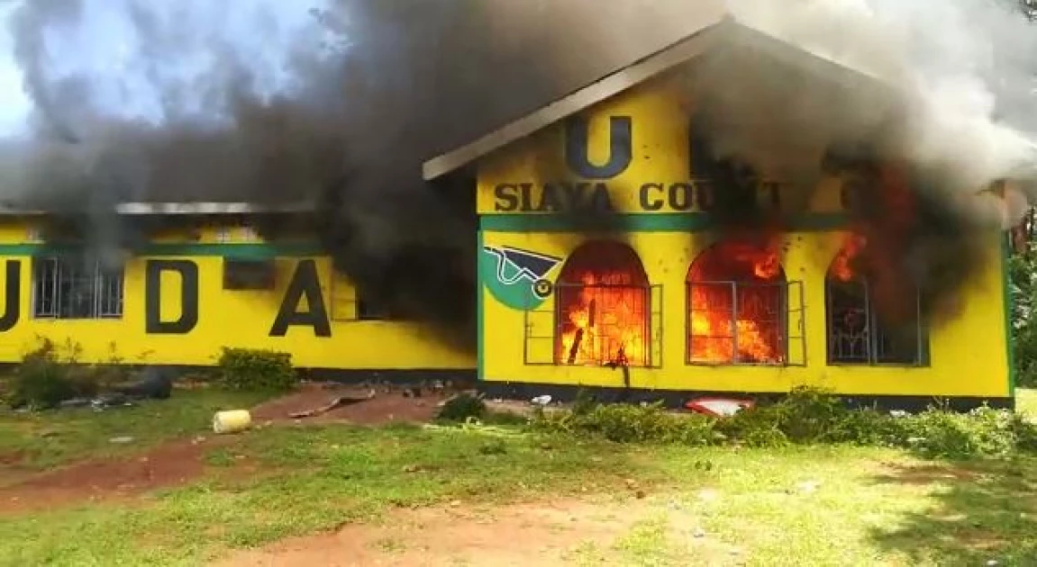 Protesters set ablaze UDA offices in Siaya 