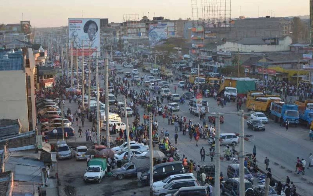 Bodaboda operators, minibuses in conflict over commuters in Kitengela